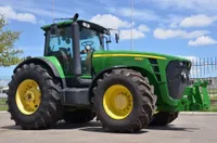 Фото Джон Дір (John Deere) 8330