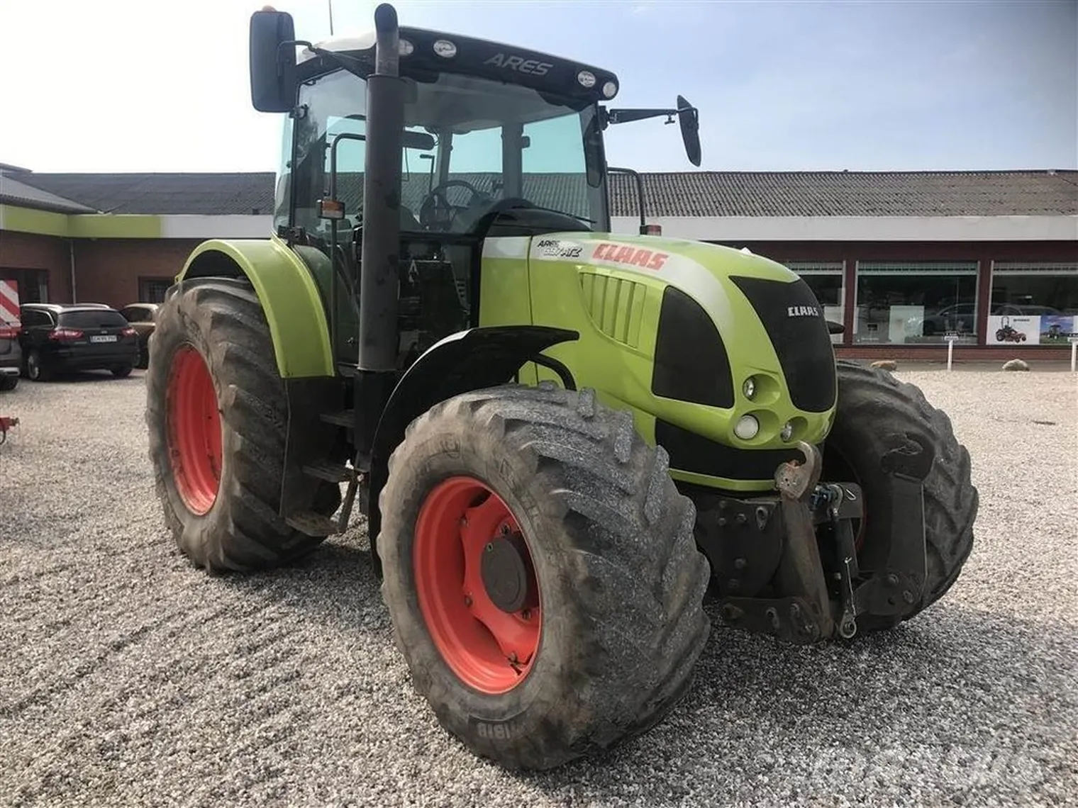 Claas Ares 697